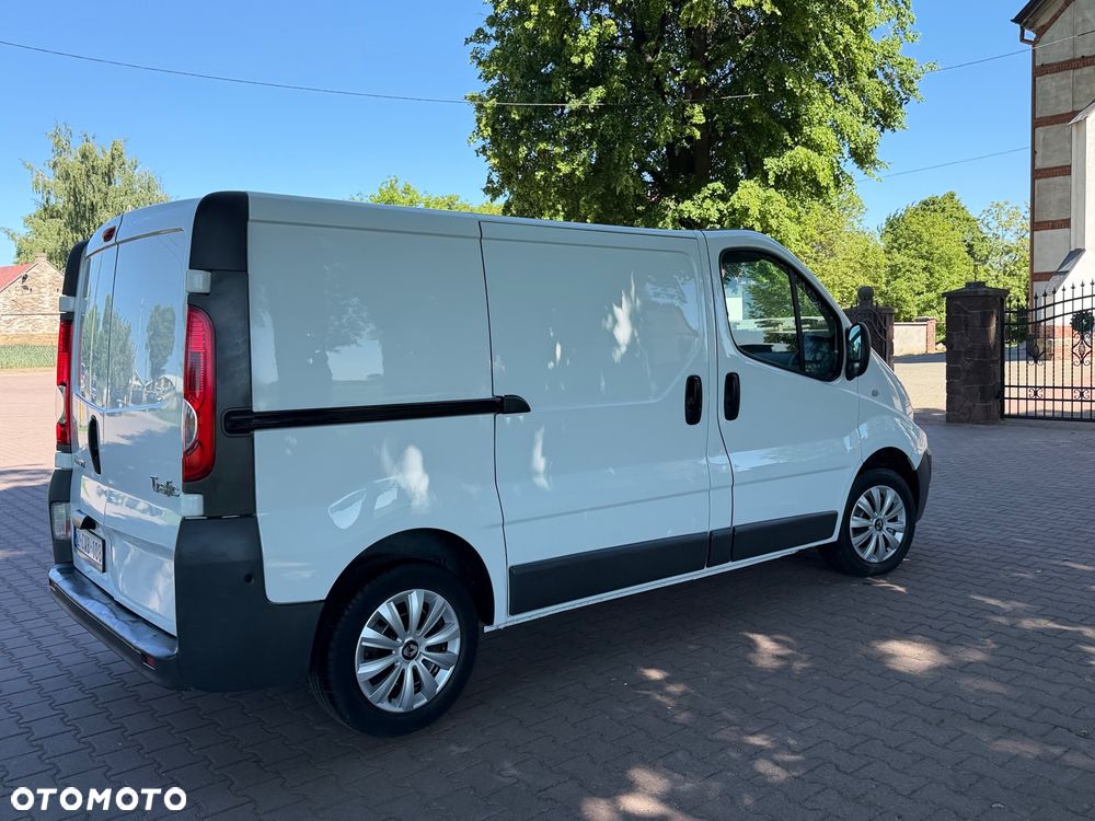 Renault Trafic - 14