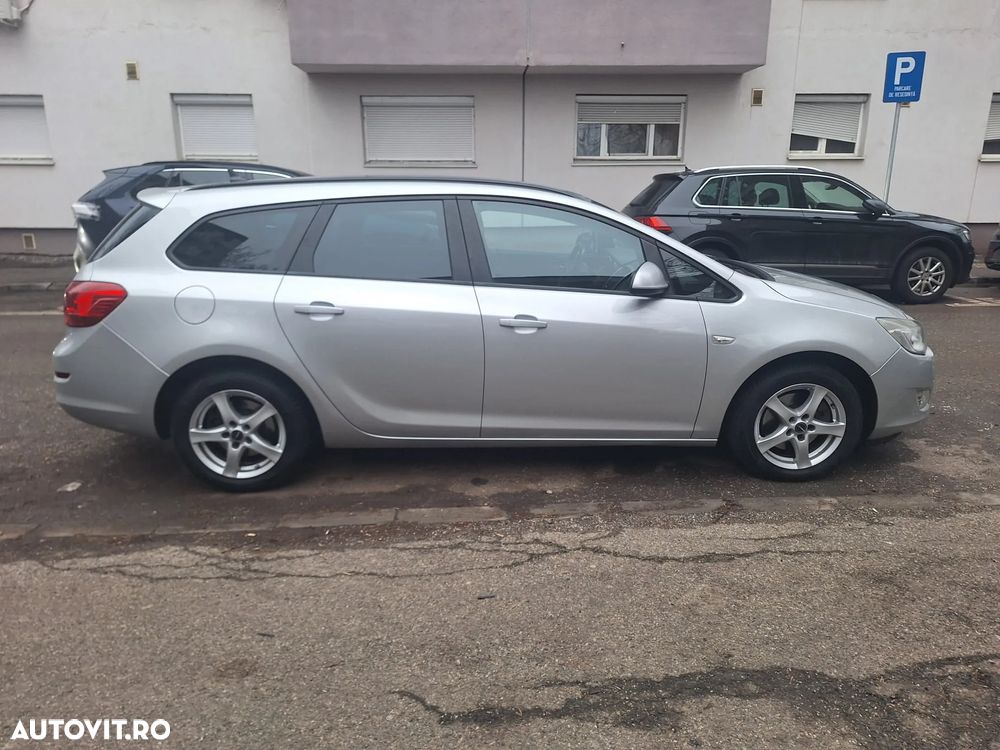 Opel Astra 1.7 CDTI ECOTEC - 4