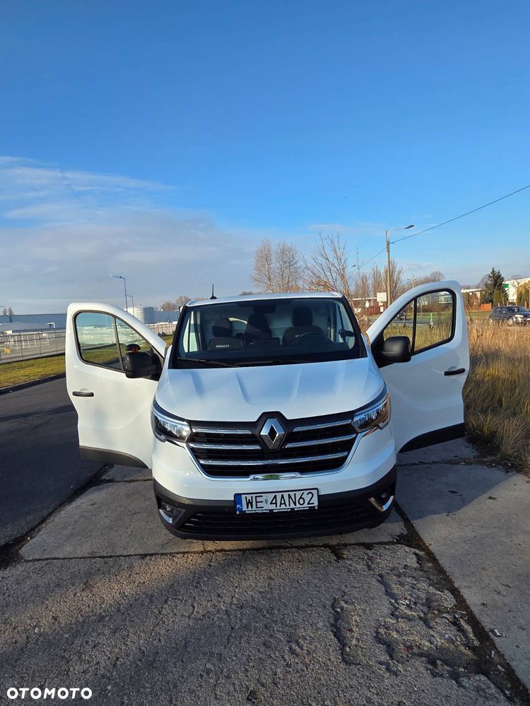 Renault Trafic - 10