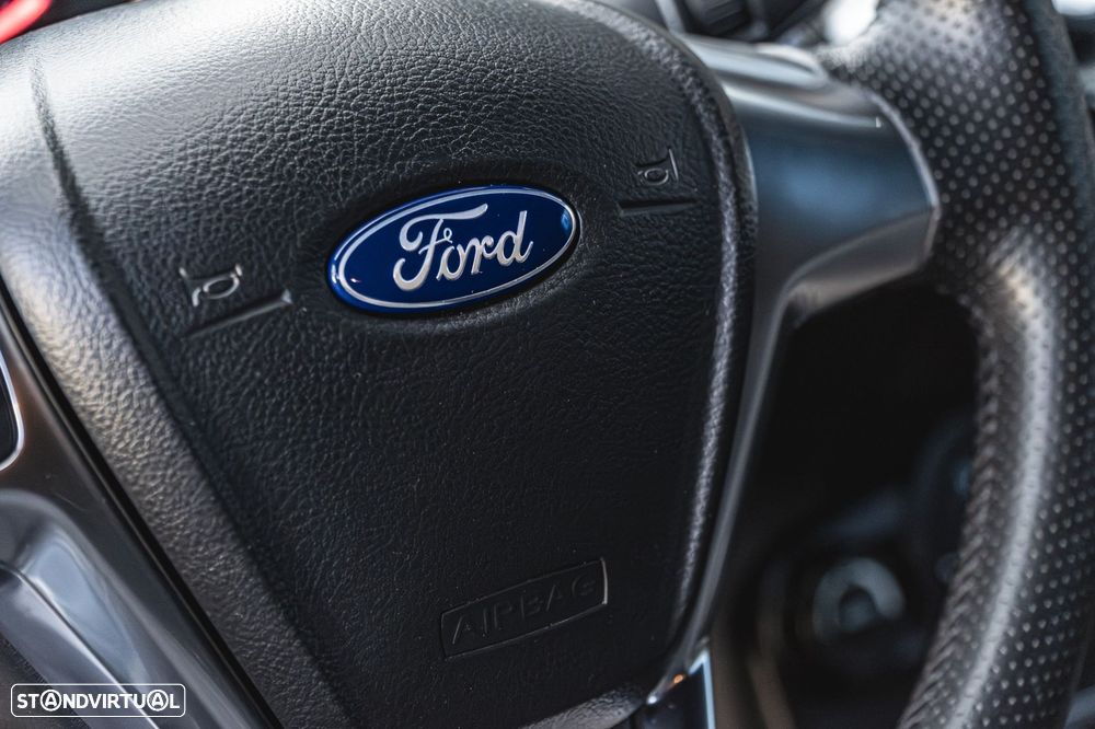 Ford Fiesta - 9