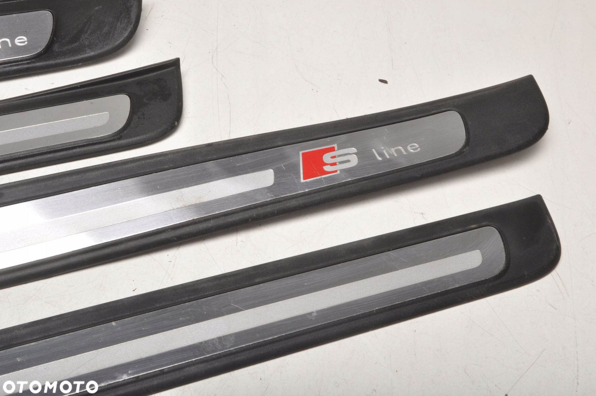 AUDI A5 LISTWA NAKŁADKA PROGOWA SLINE 8T8853373 8T8853375  KOMPLET - 8