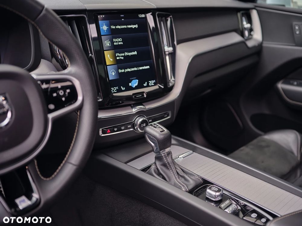 Volvo XC 60 D4 AWD R-Design - 25