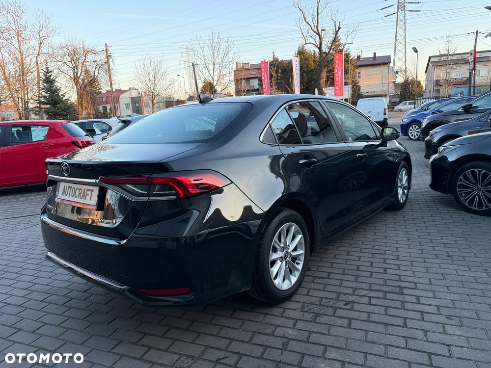 Toyota Corolla 1.8 Hybrid Comfort - 18