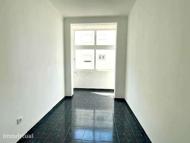 Apartamento T2 na Verderena - Grande imagem: 4/7