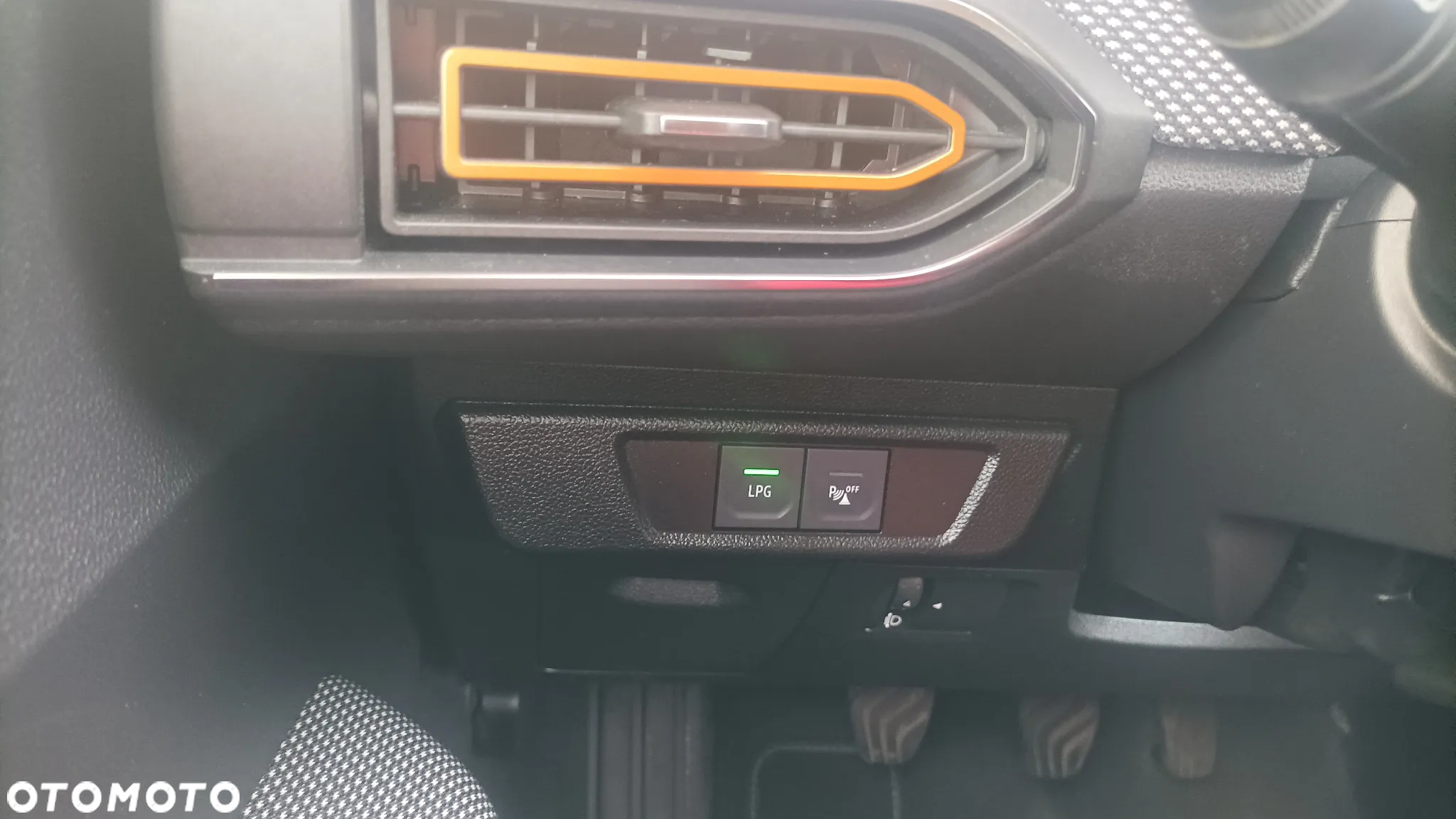 Dacia Sandero Stepway TCe 100 Prestige - 2