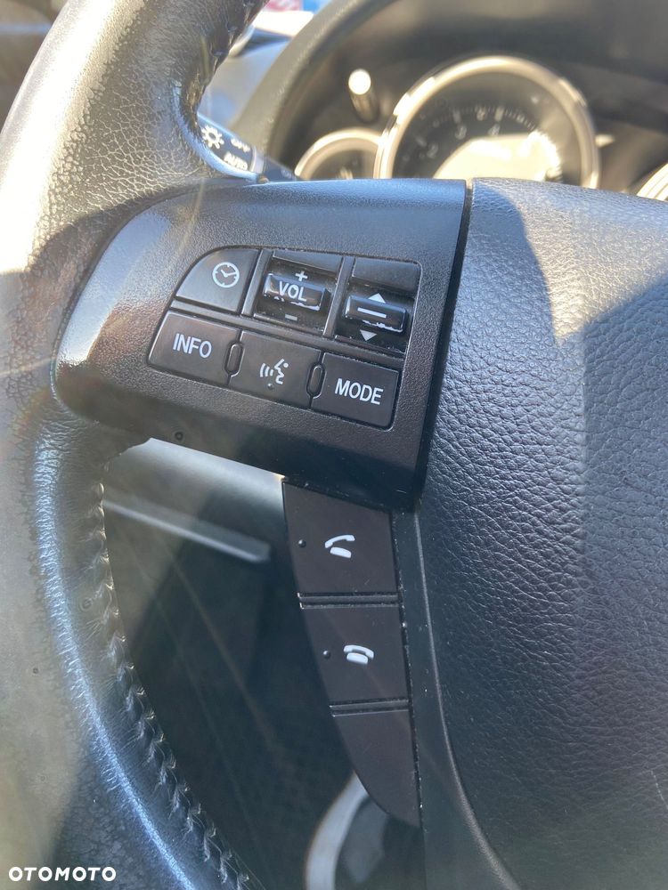 Mazda 6 2.0 Exclusive + - 23