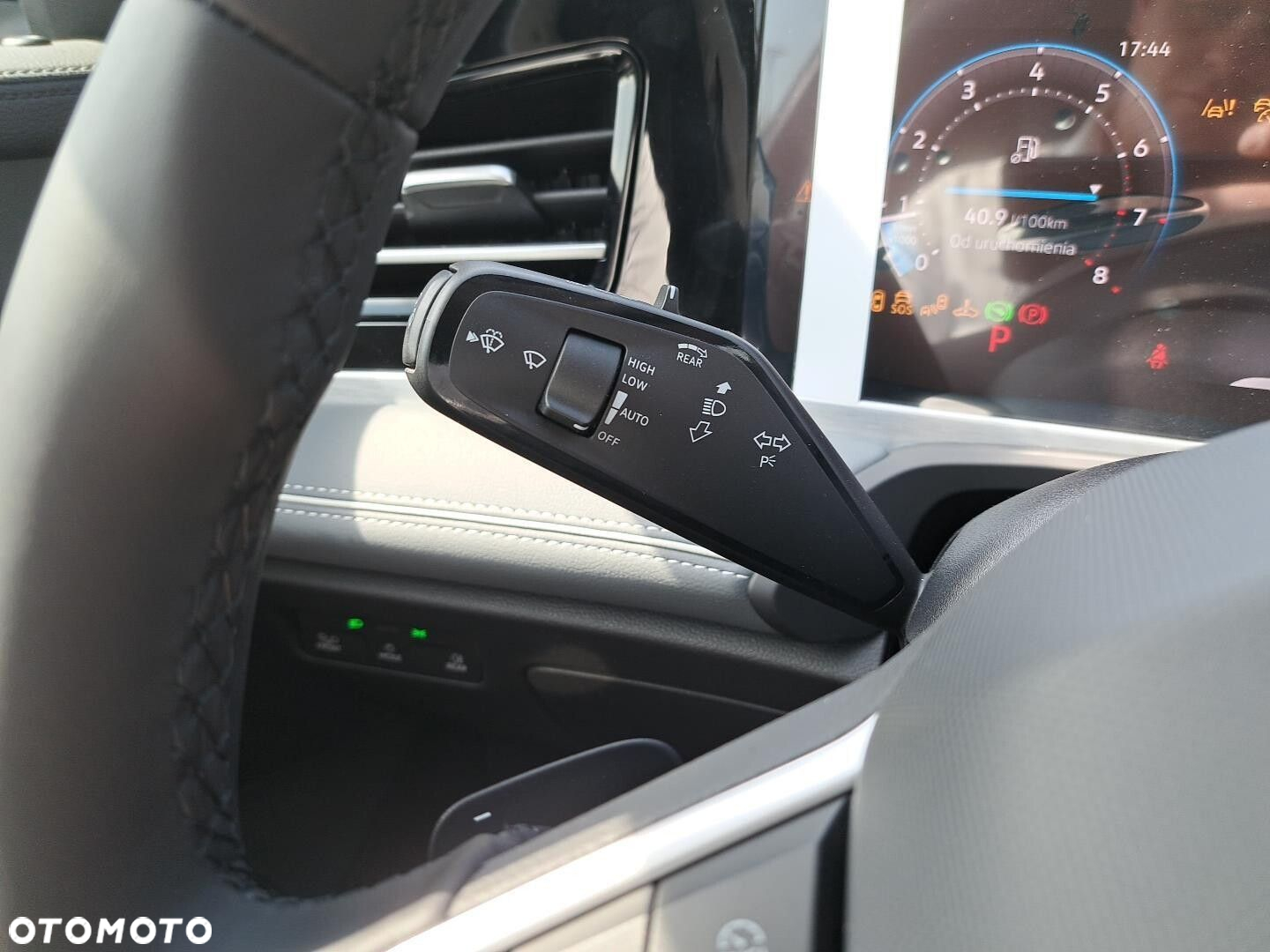 Volkswagen Passat 2.0 TSI Elegance DSG - 30