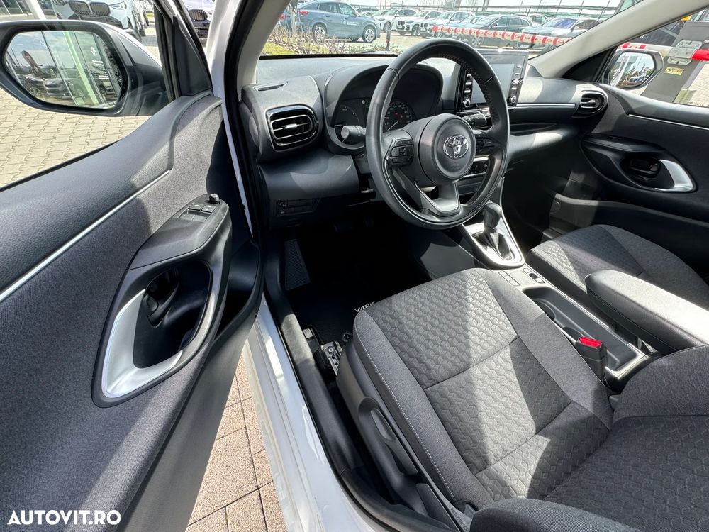 Toyota Yaris 1.5 VVT-i HSD Exclusive Style - 21