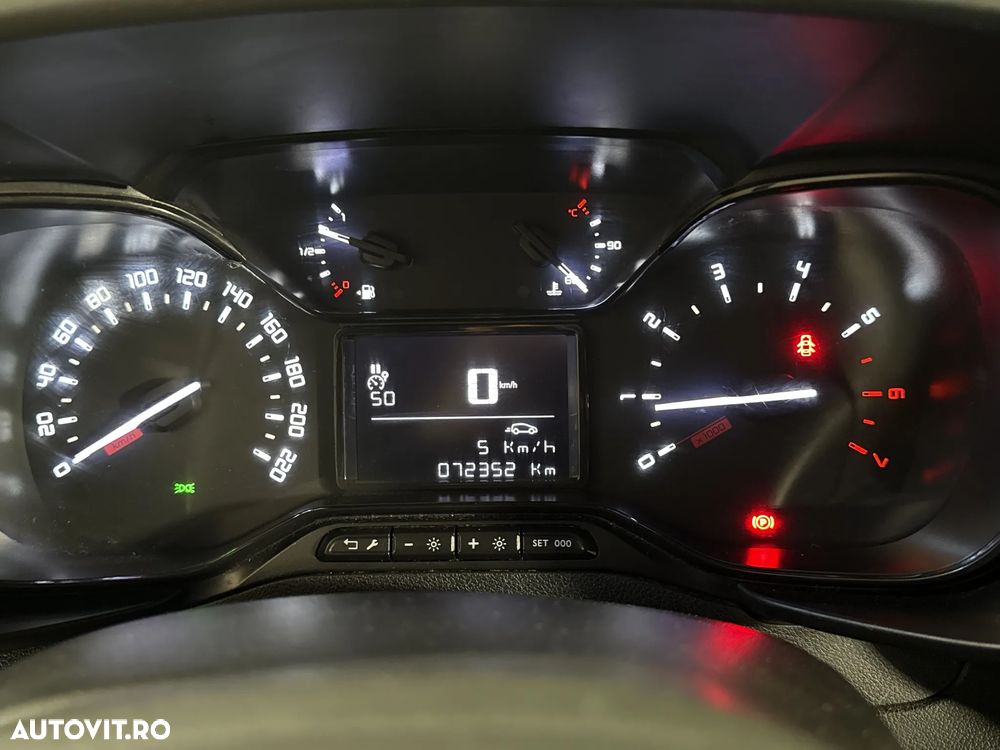 Toyota PROACE - 10