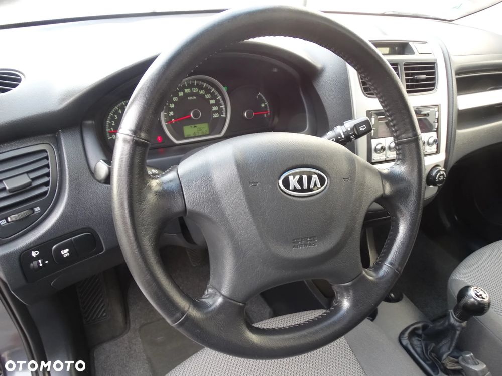 Kia Sportage 2.0 2WD Cup - 15