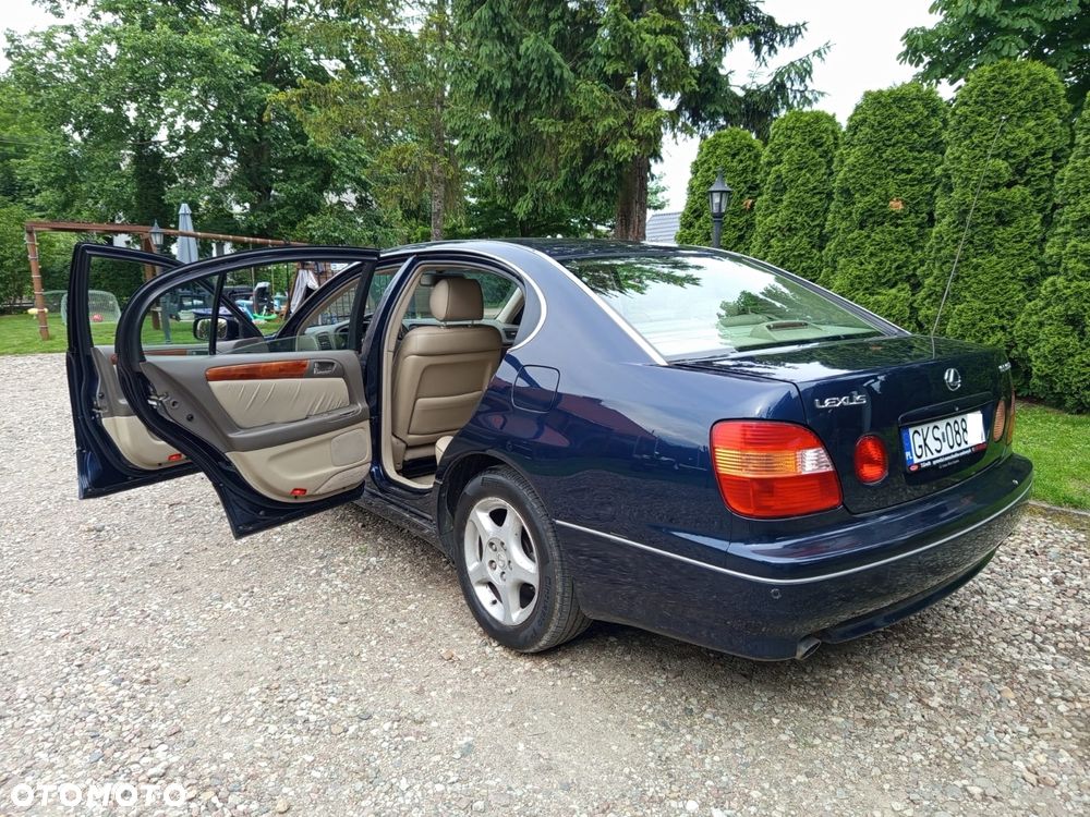 Lexus GS - 1