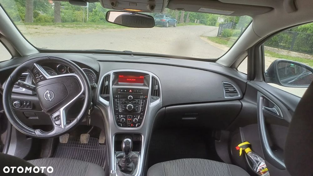 Opel Astra 1.4 T Enjoy - 14