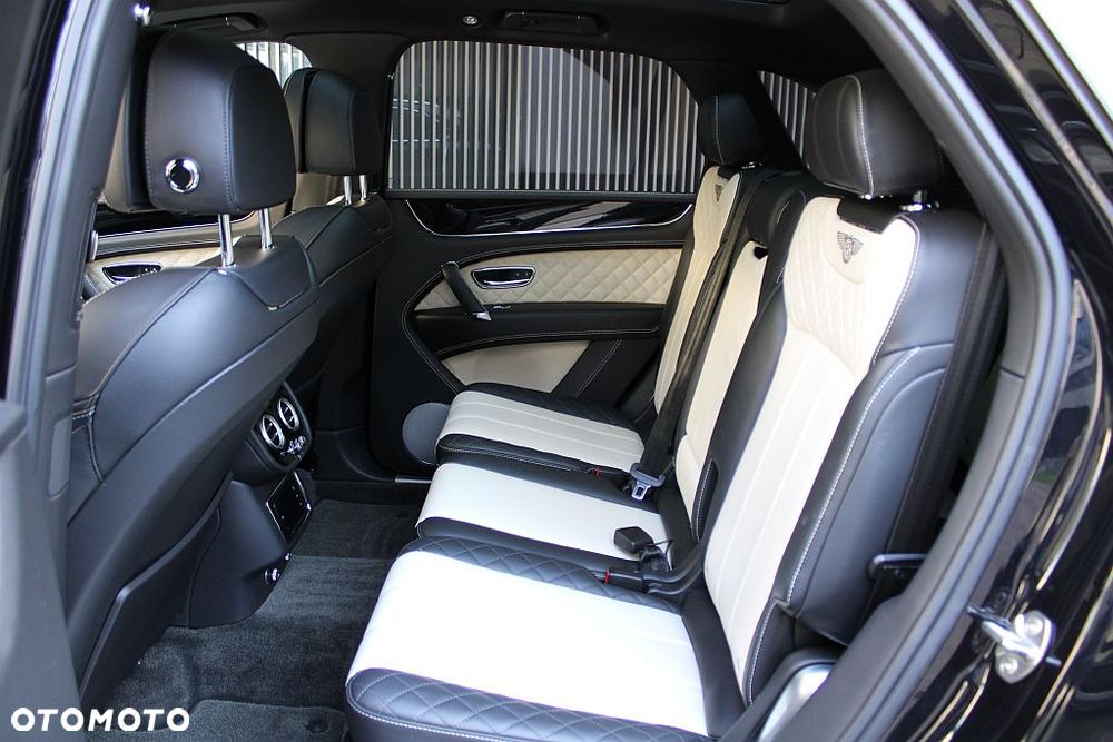 Bentley Bentayga - 10