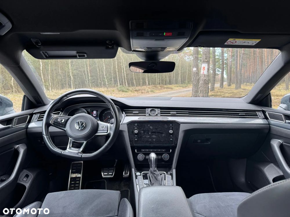 Volkswagen Arteon 2.0 TDI SCR R-Line DSG - 12
