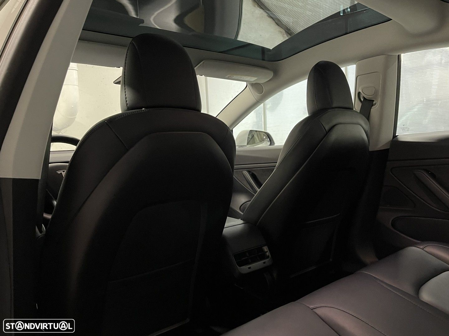 Tesla Model 3 - 47