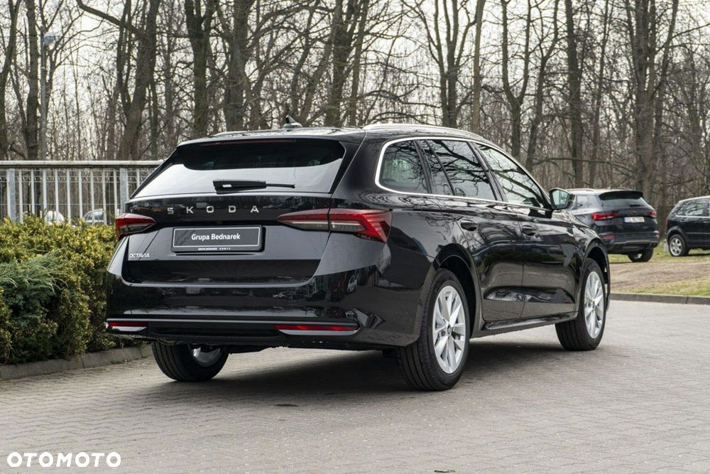 Skoda Octavia - 8