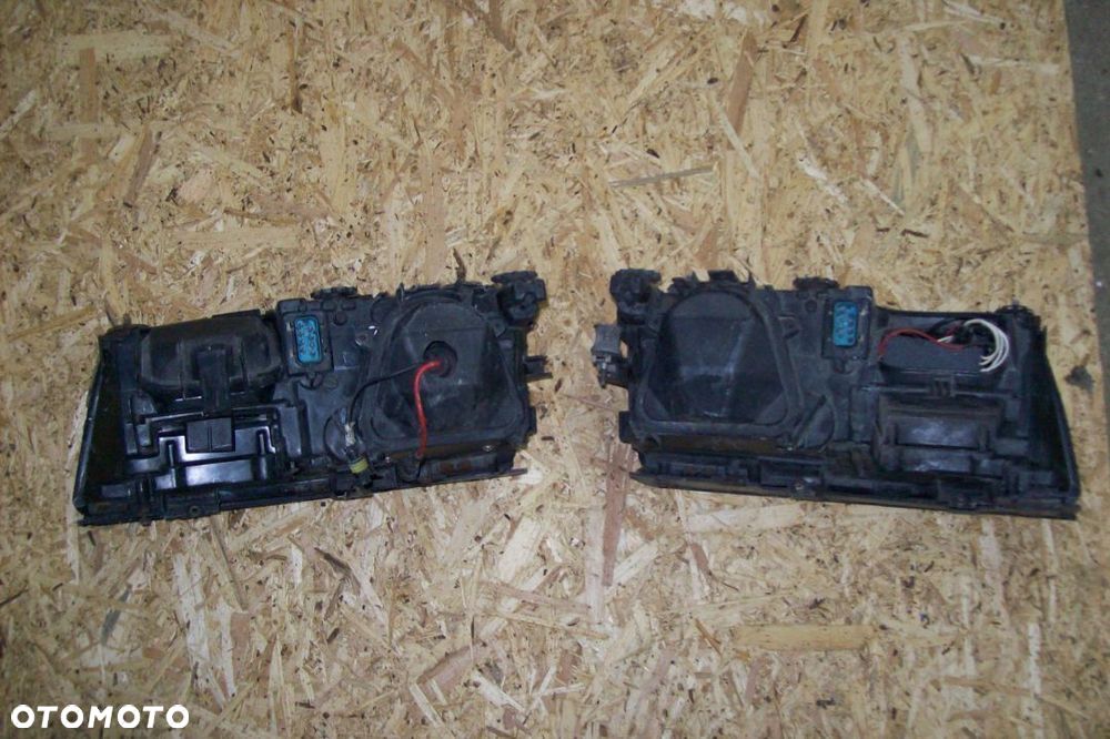 lampa przednia bmw e38/ PRAWA - 4