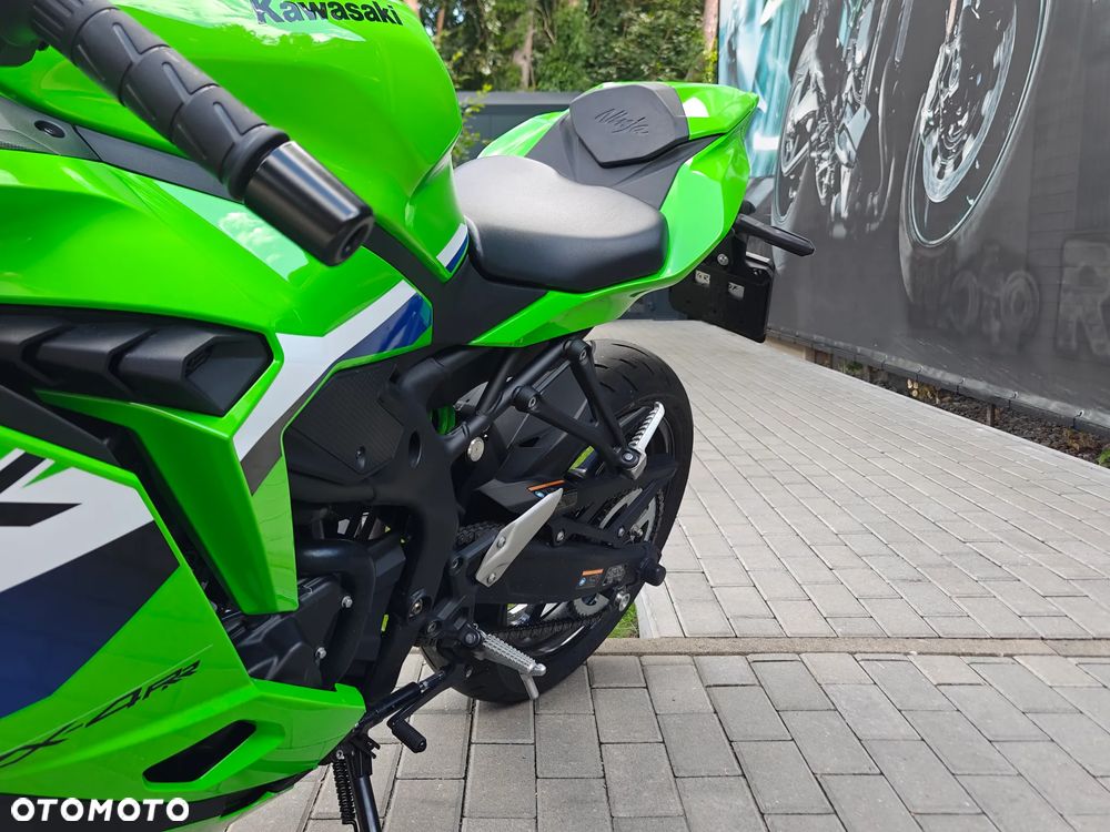 Kawasaki ZX - 2