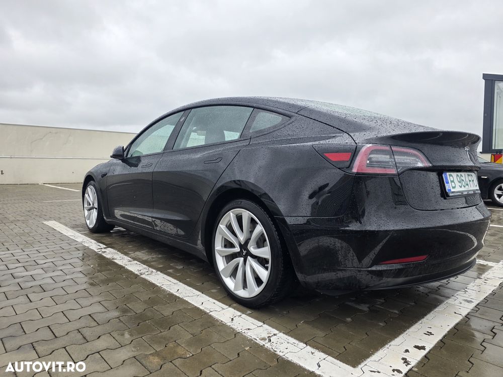 Tesla Model 3 - 14