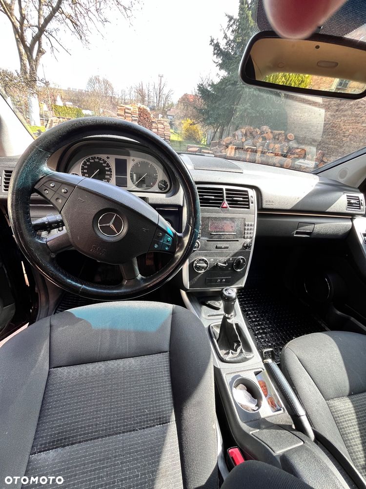 Mercedes-Benz Klasa B 200 CDI - 12