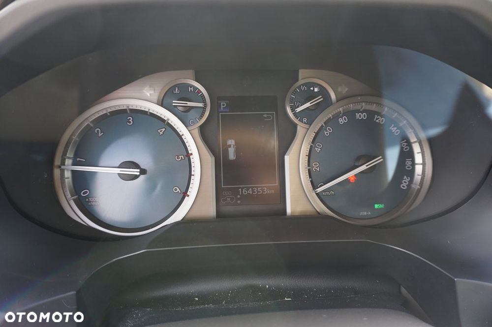 Toyota Land Cruiser - 15
