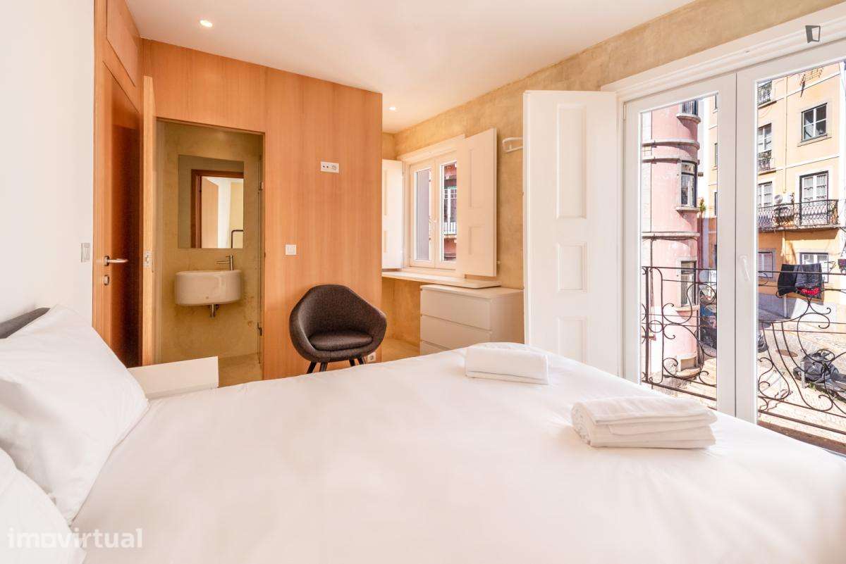 Quarto - localizado em São Bento Lisbon - Grande imagem: 4/13