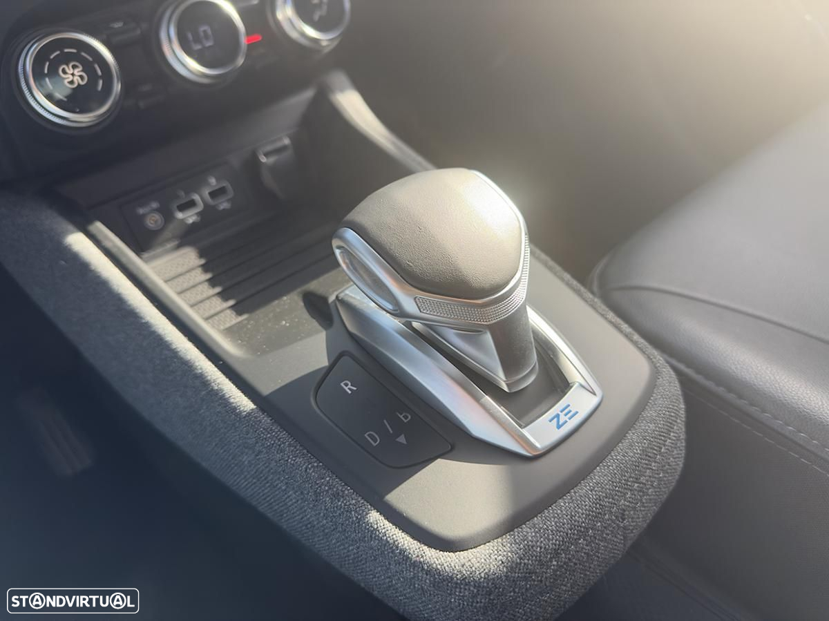 Renault Zoe (c/ Bateria) EV50 135hp Techno - 31