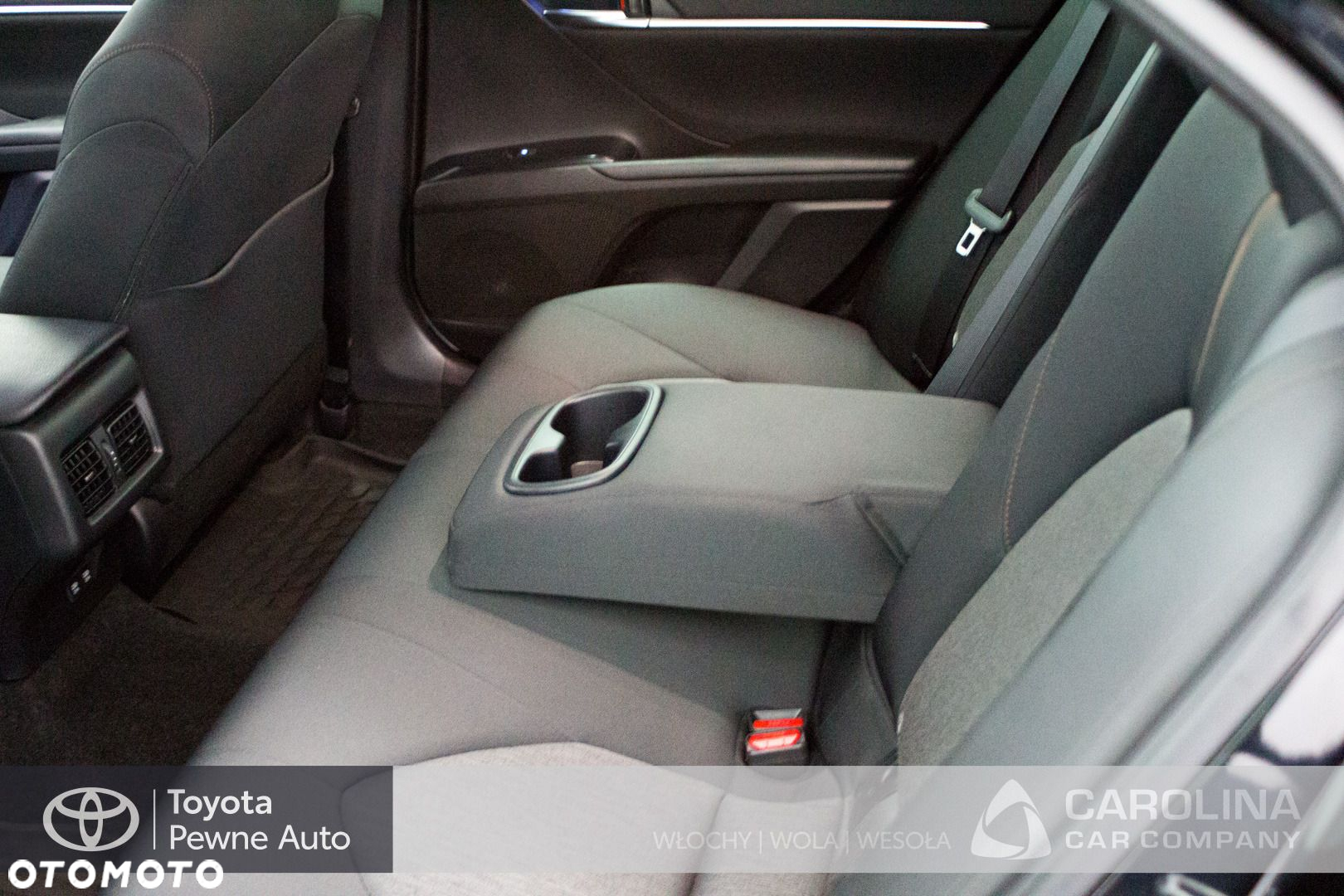 Toyota Camry - 15