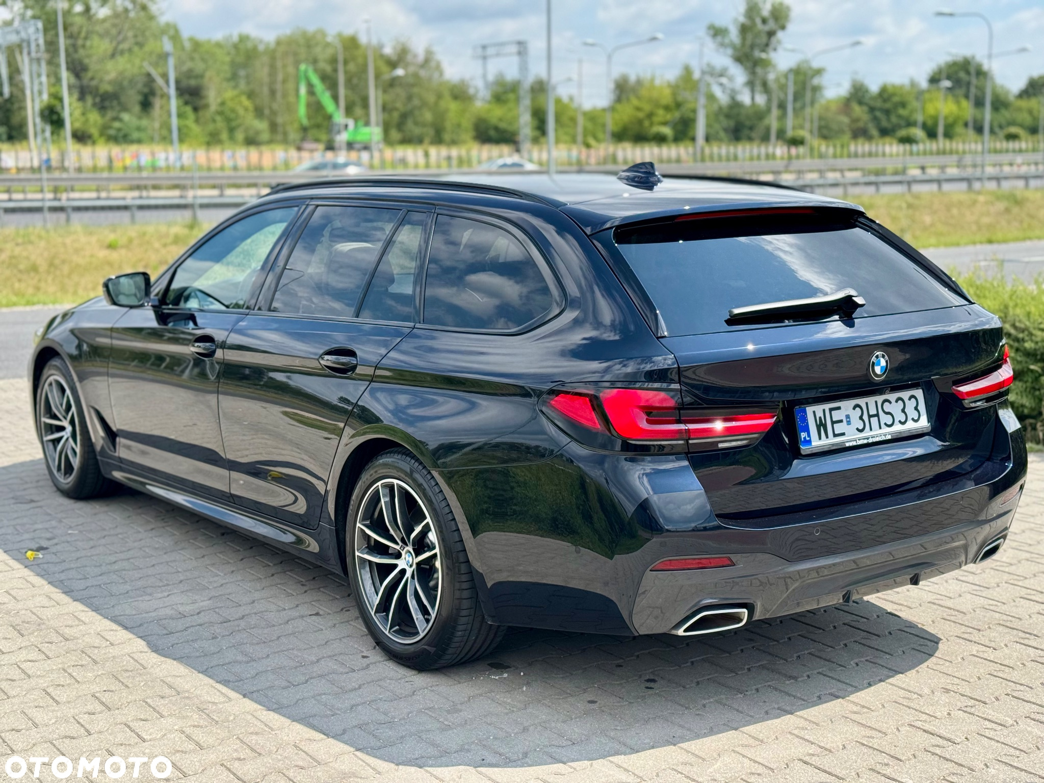 BMW Seria 5 520d xDrive Touring M Sport Edition - 10