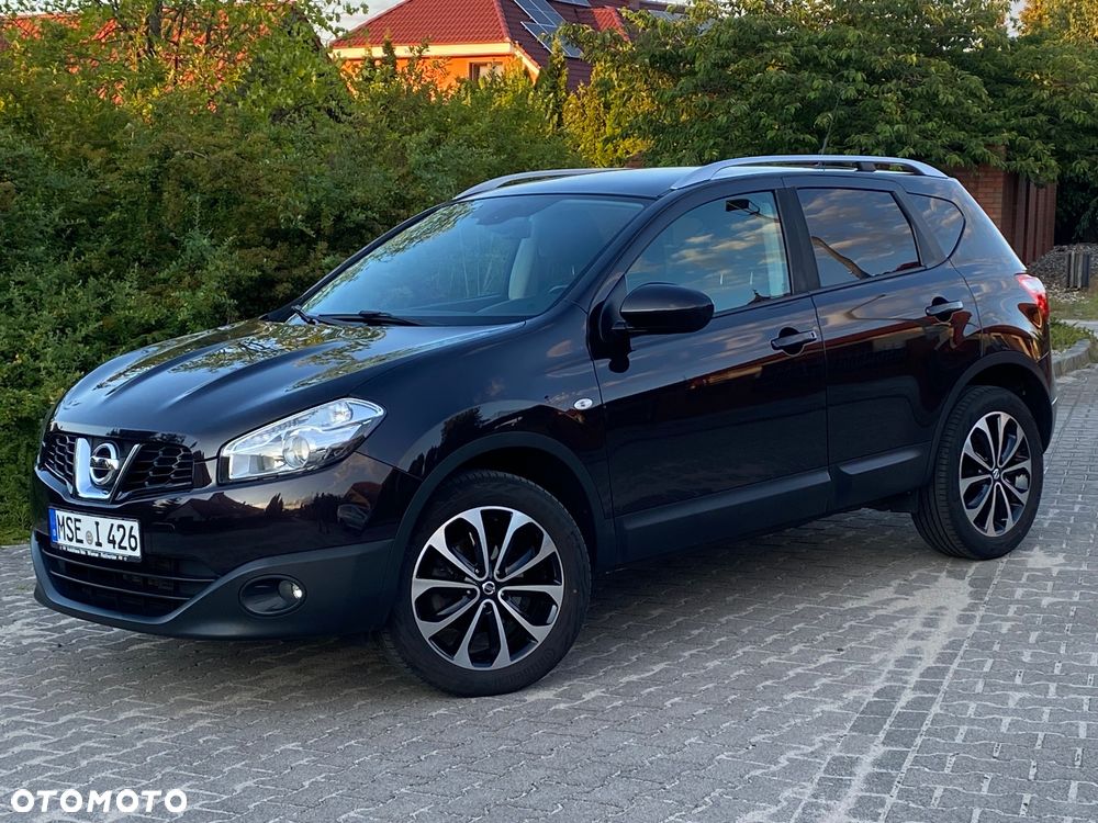 Nissan Qashqai - 1