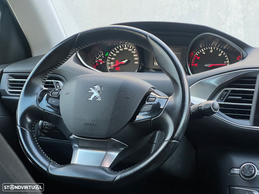Peugeot 308 SW 1.6 BlueHDi Allure J17 - 15
