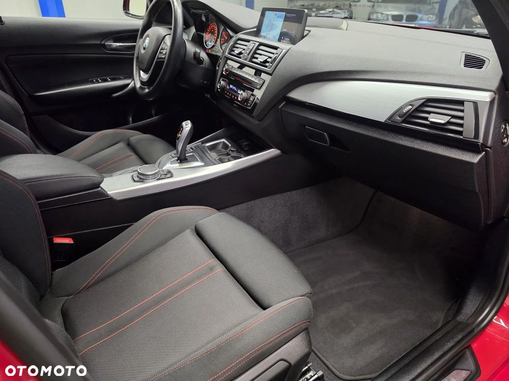 BMW Seria 1 116d Sport Line - 33