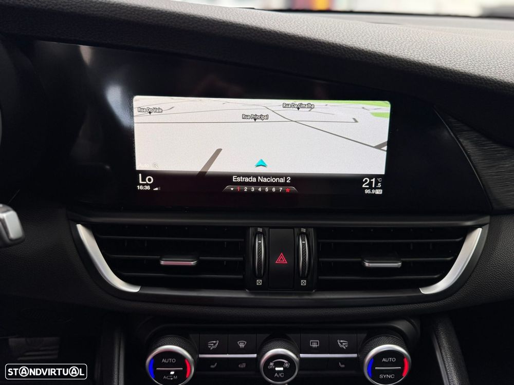 Alfa Romeo Giulia 2.2 Diesel AT8-Q4 Super - 54