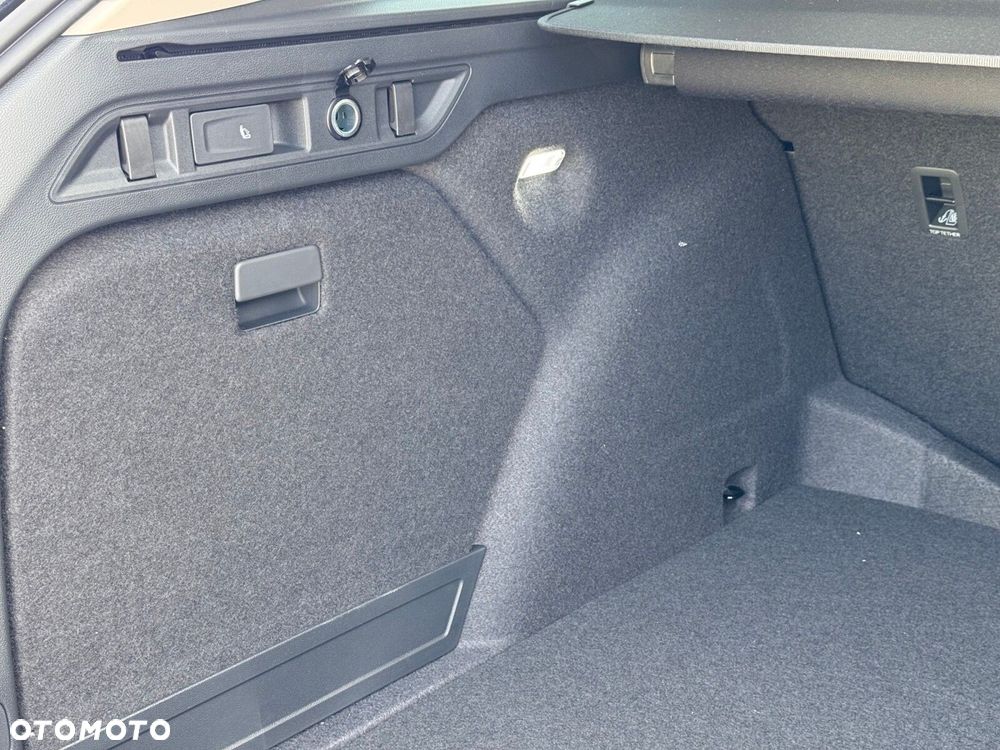 Skoda Superb 2.0 TDI SCR Drive DSG - 9