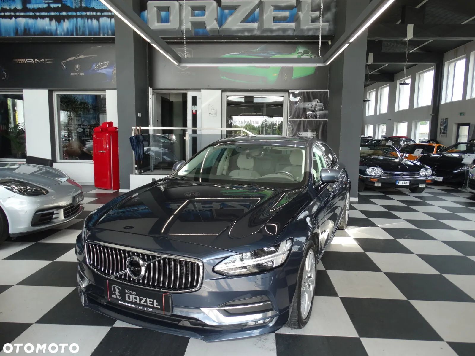 Volvo S90 T4 Momentum Pro - 1