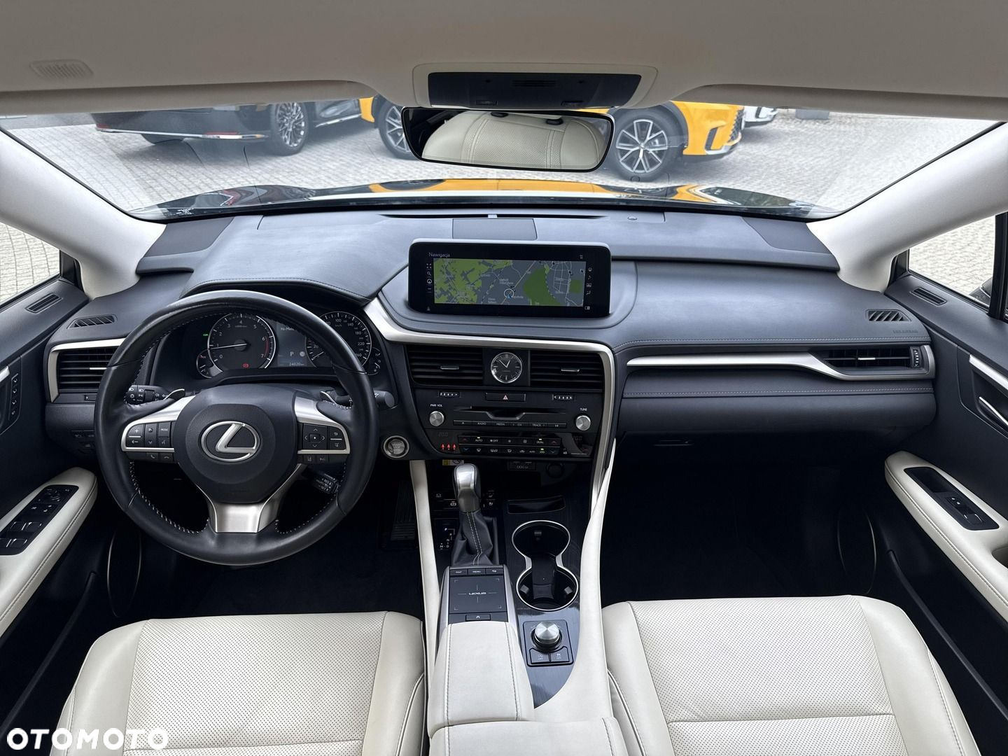 Lexus RX - 21