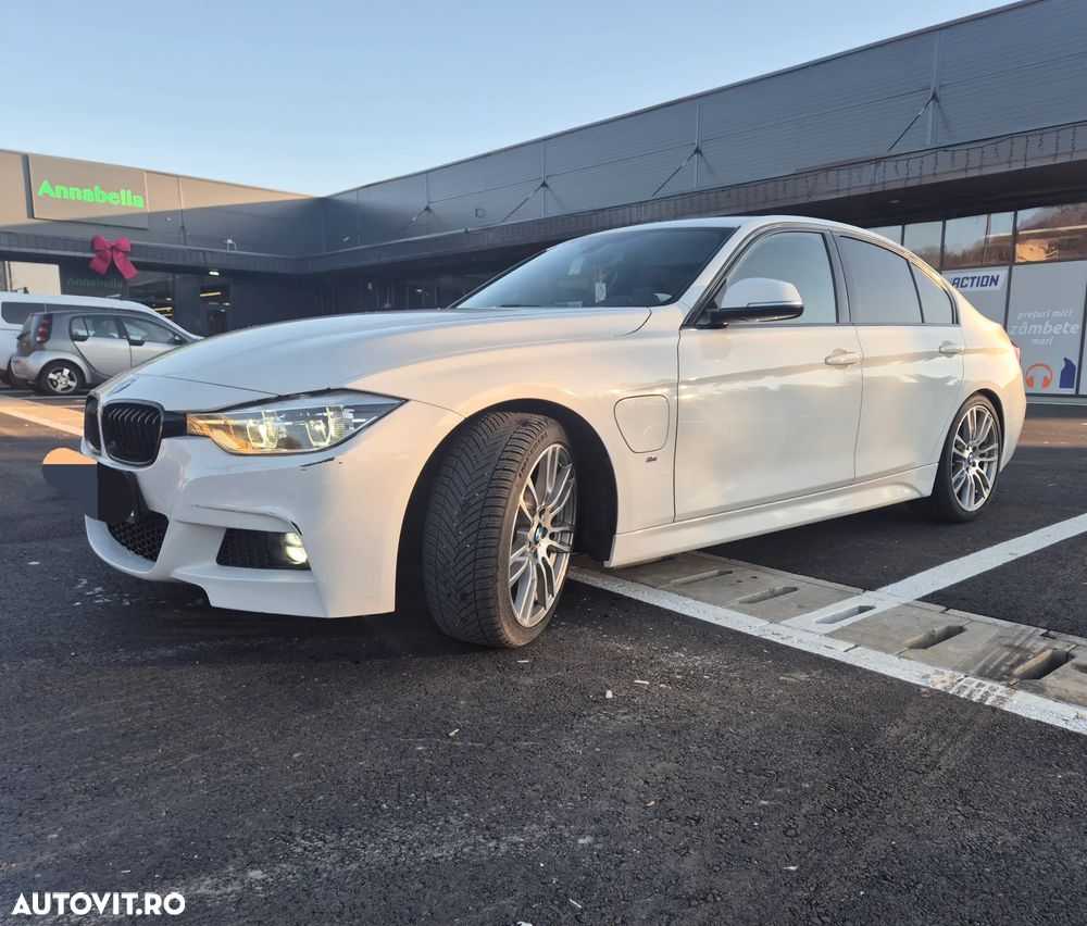 BMW Seria 3 330e iPerformance M Sport - 2