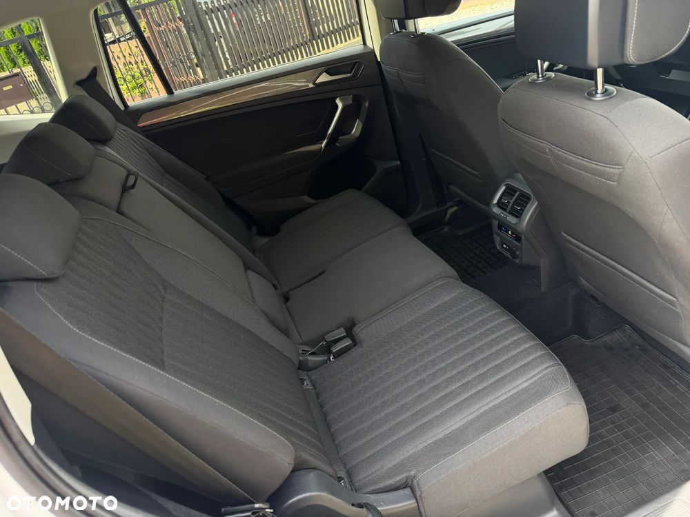 Volkswagen Tiguan Allspace 2.0 TSI 4Mot Life DSG 7os - 30