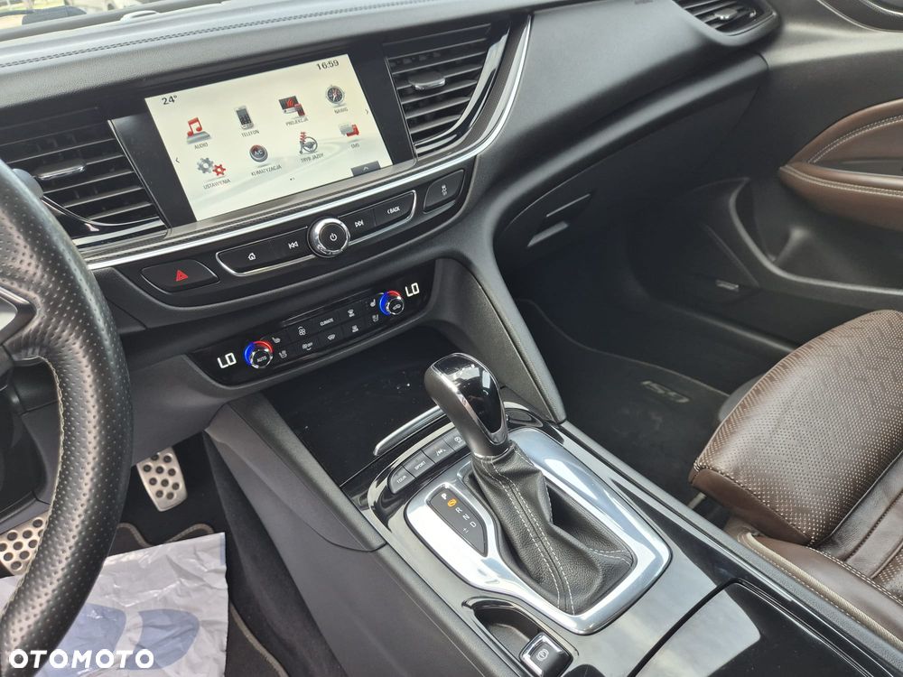 Opel Insignia Sport2.0 Direct InjTurbo 4x4 GSI - 31
