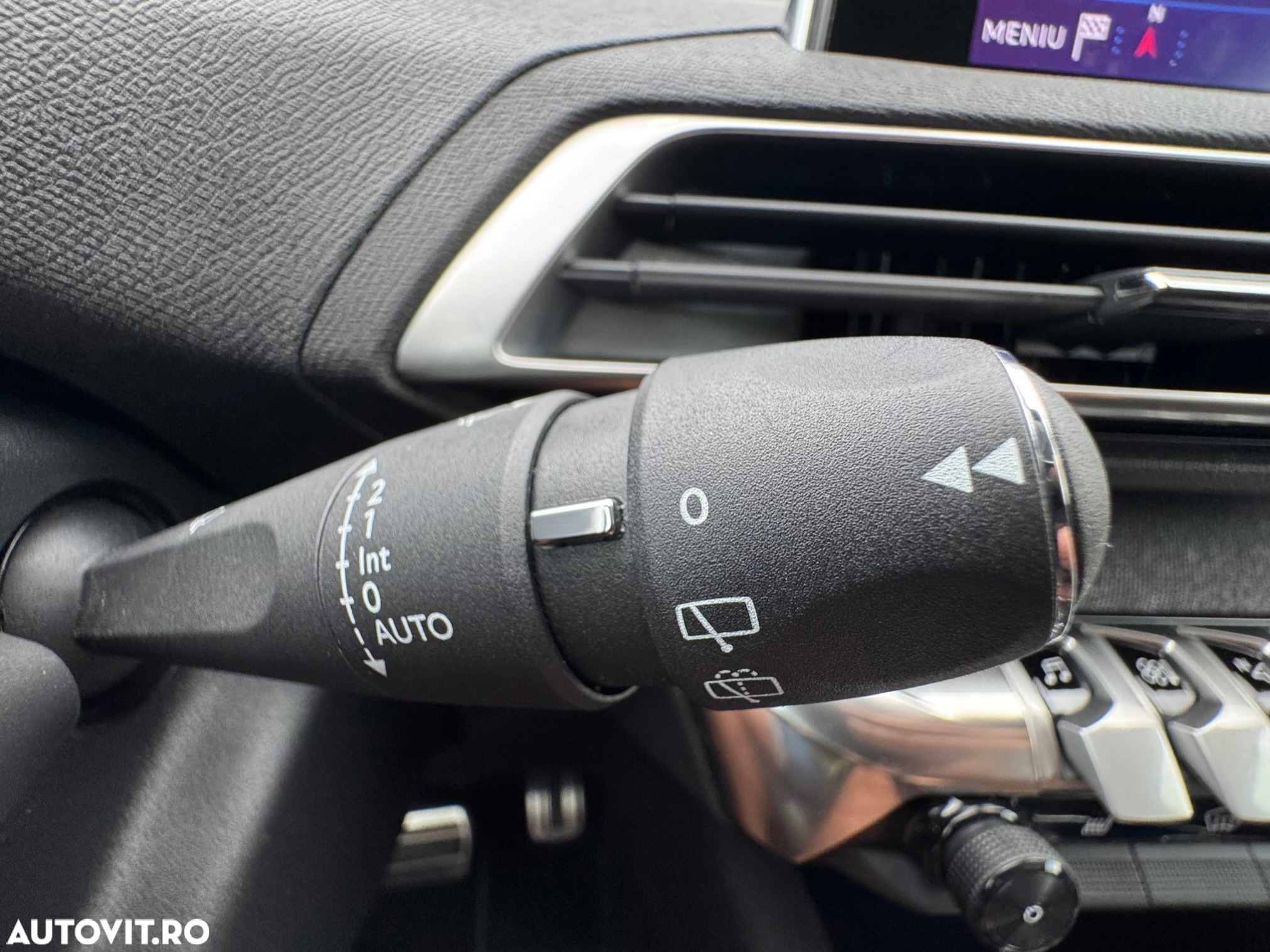 Peugeot 3008 BlueHDi 130 Stop & Start EAT8 Roadtrip - 30