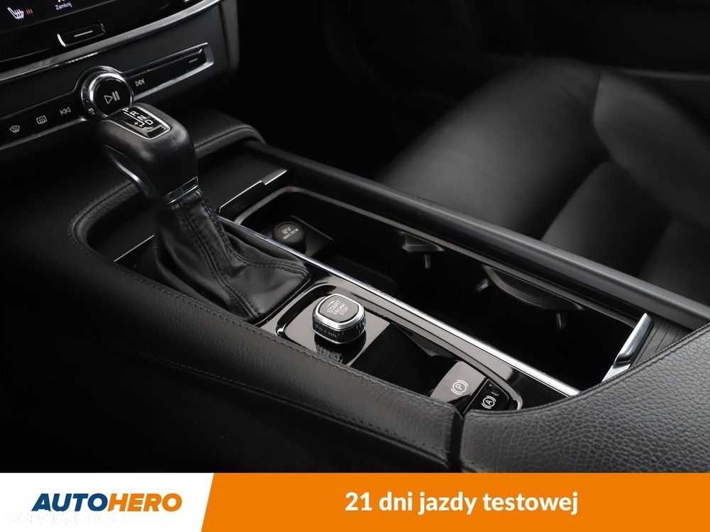 Volvo V90 D3 Momentum - 26