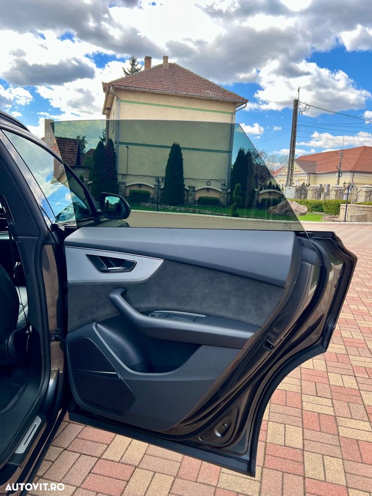 Audi Q8 60 TFSIe quattro tiptronic competition plus - 17