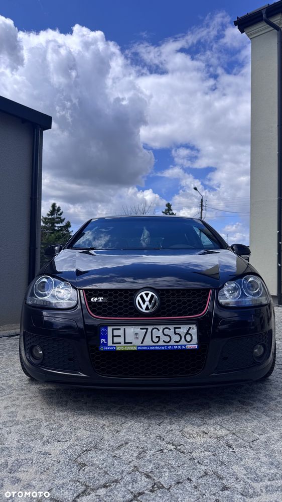 Volkswagen Golf - 8