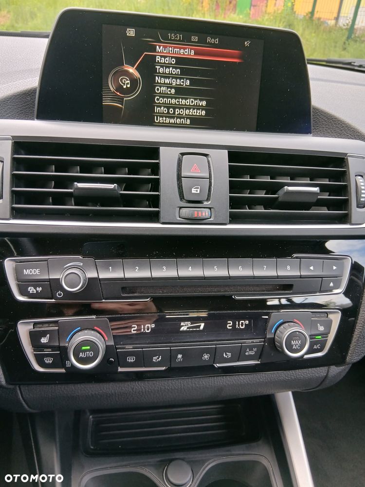 BMW Seria 1 120d xDrive Sport-Aut Advantage - 26