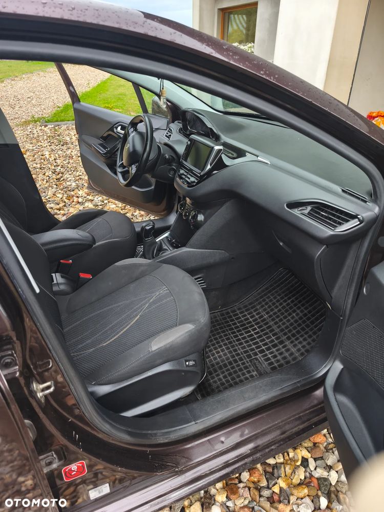 Peugeot 208 1.4 VTi Active - 10