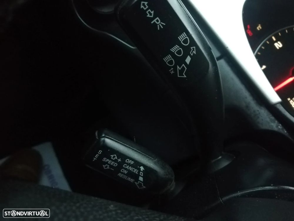 Audi A4 Avant 2.0 TDI 116g DPF Attraction - 17