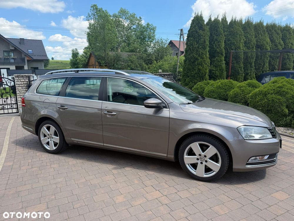 Volkswagen Passat 2.0 TDI 4Motion Highline - 5