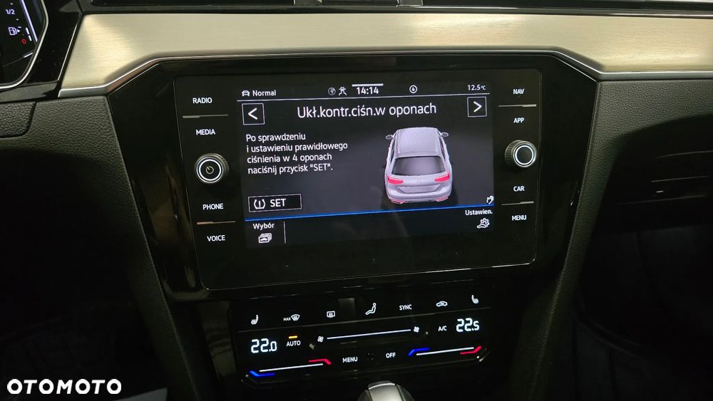 Volkswagen Passat - 23