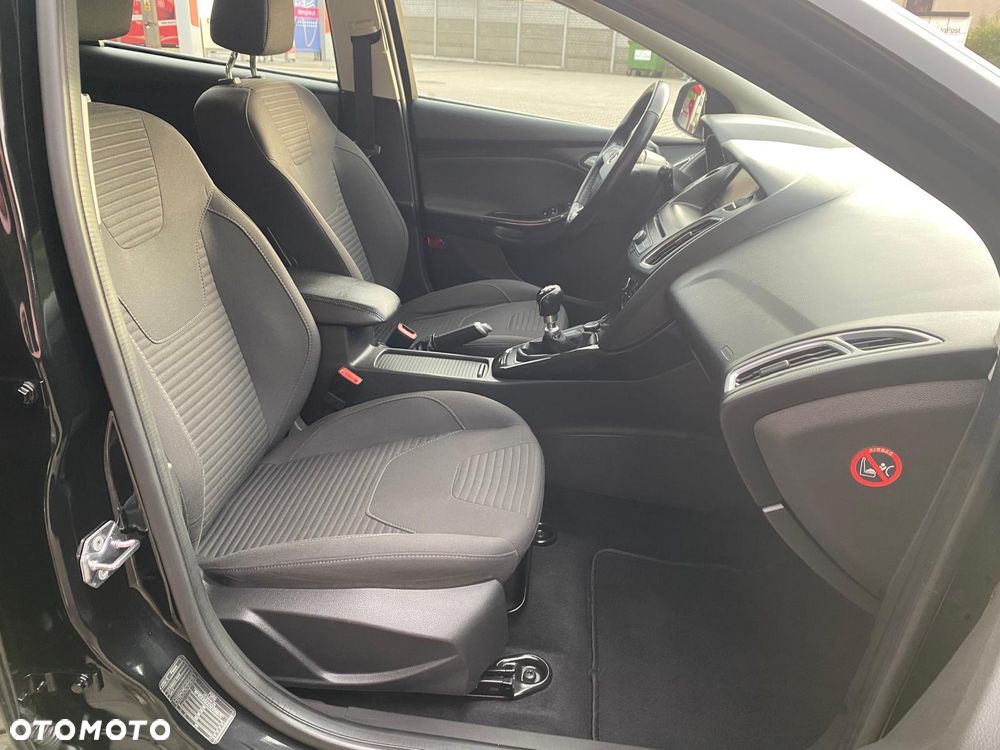 Ford Focus 1.0 EcoBoost Titanium - 14