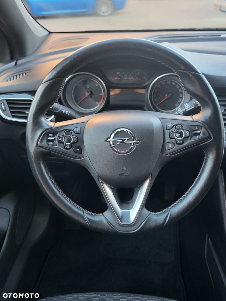 Opel Astra 1.6 CDTI Dynamic - 18